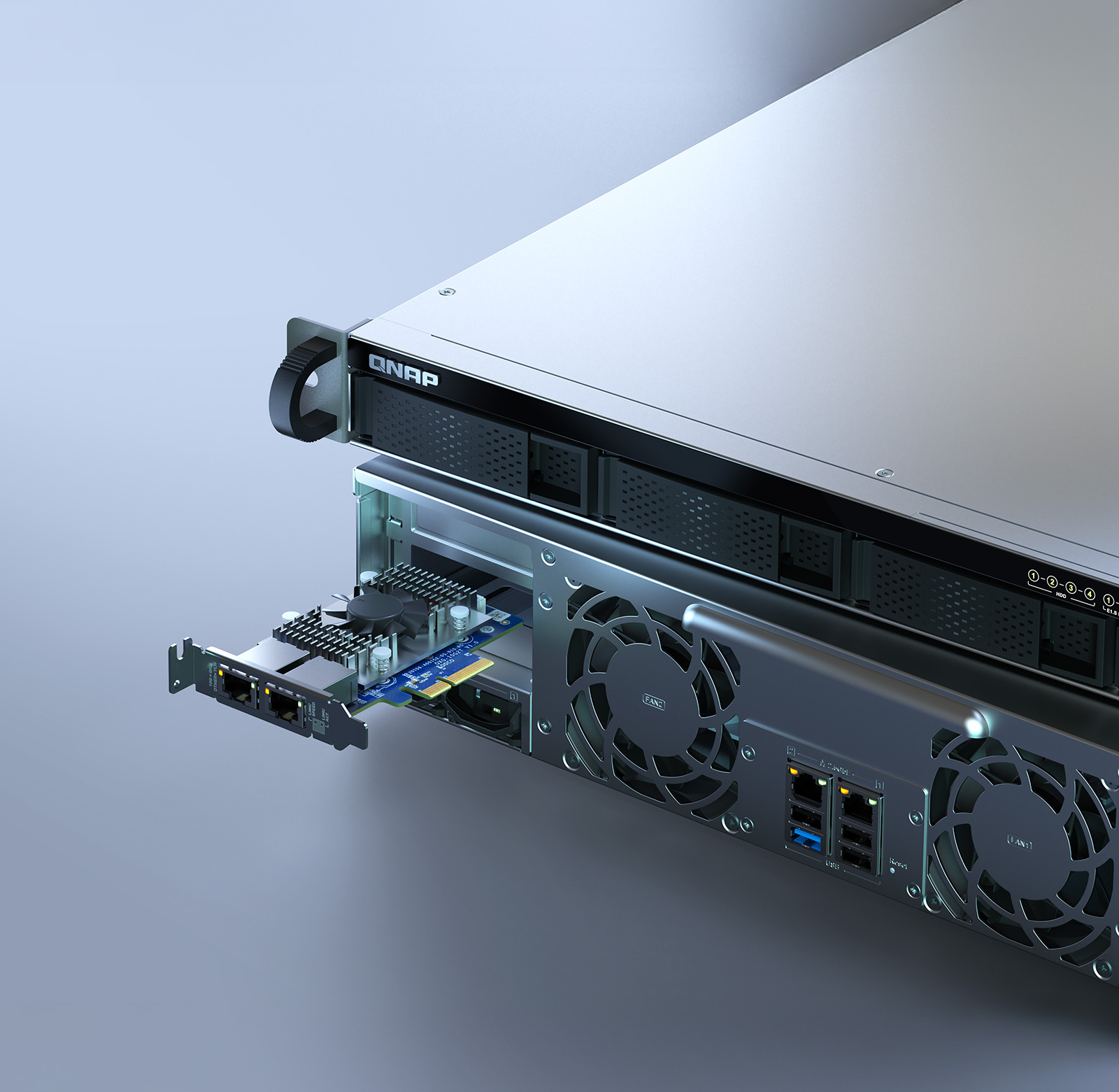 PCIe 插槽